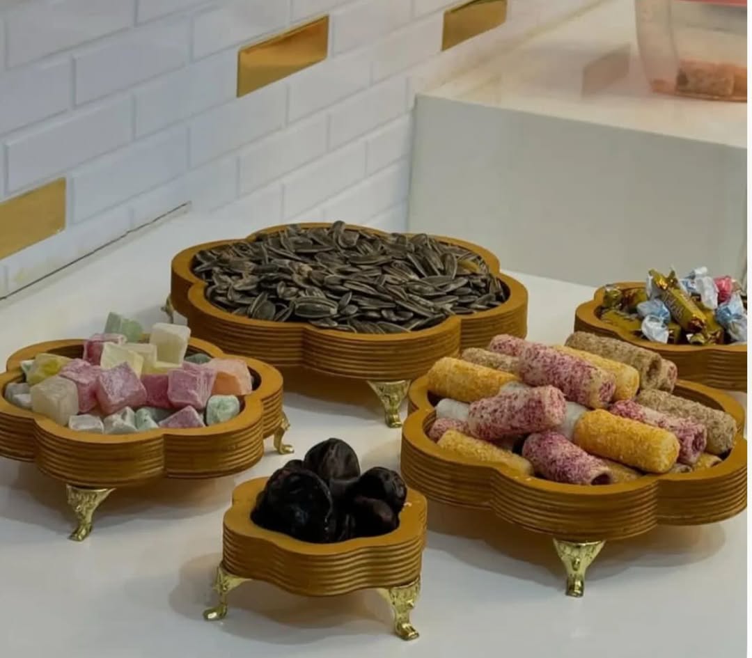 پایه طلایی طرح گل ۵ عددی